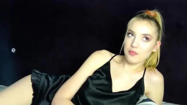 Image 6 of shaereel Stream on Chaturbate on 14 months ago