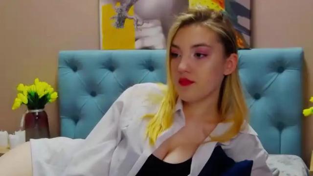 Image 12 of shaereel Stream on Chaturbate on 14 months ago