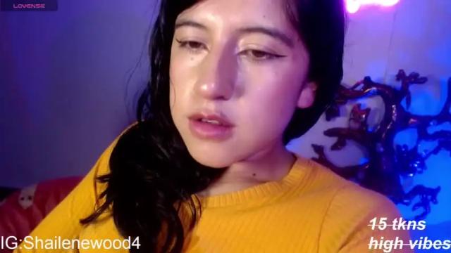 Image 7 of shailene_wood Stream on Chaturbate on 15 months ago