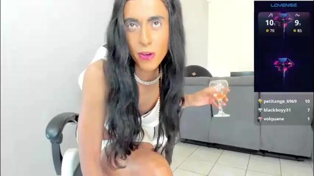 Image 3 of shainyz Stream on Chaturbate on 5 months ago