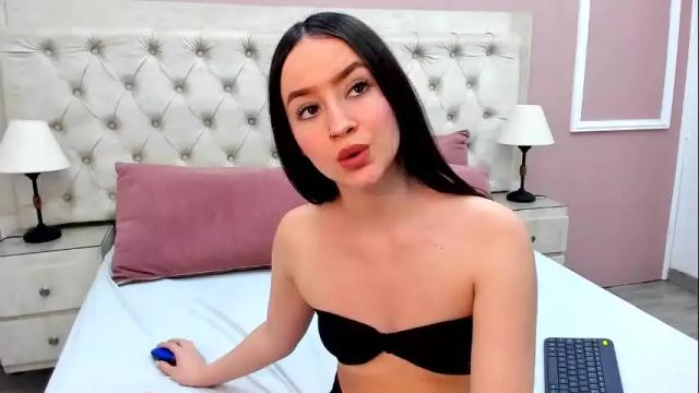 Image 12 of shairaclark Stream on Chaturbate on 1 month ago