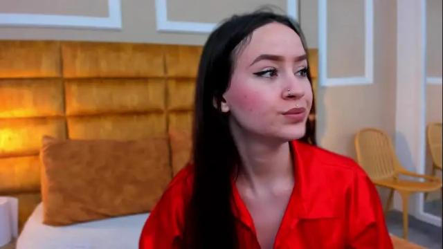 Image 2 of shairaclark Stream on Chaturbate on 1 month ago