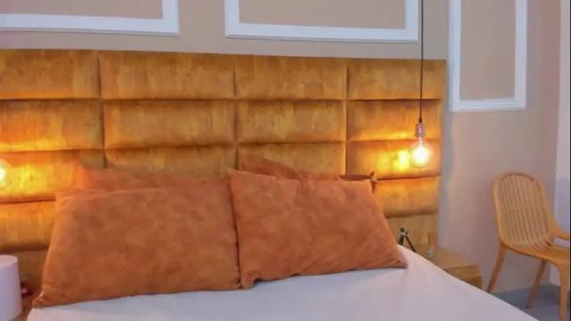 Image 10 of shairaclark Stream on Chaturbate on 1 month ago