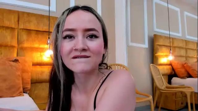 Image 11 of shairaclark Stream on Chaturbate on 2 months ago