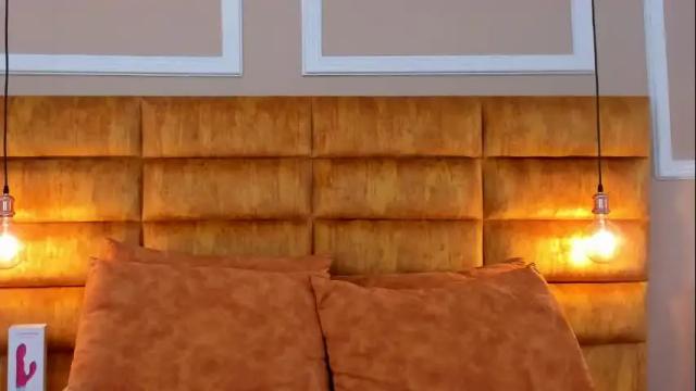 Image 7 of shairaclark Stream on Chaturbate on 2 months ago