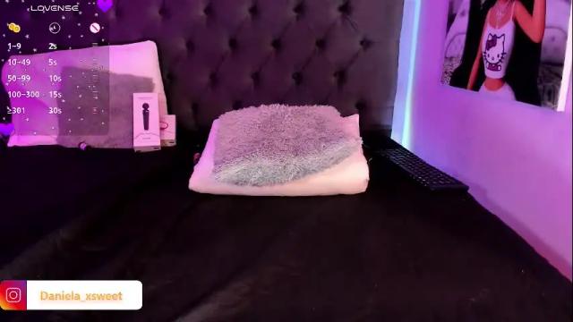 Image 12 of shairytovar Stream on Chaturbate on 1 month ago