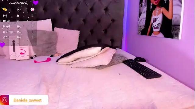 Image 12 of shairytovar Stream on Chaturbate on 23 days ago