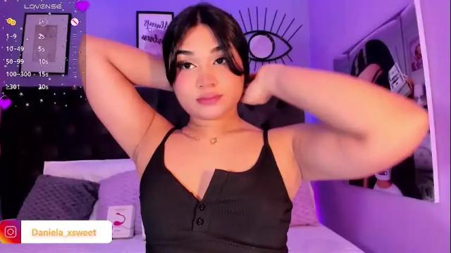 Image 6 of shairytovar Stream on Chaturbate on 17 days ago