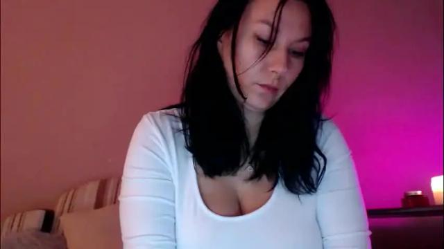 Image 2 of shakeit_good Stream on Chaturbate on 2 months ago