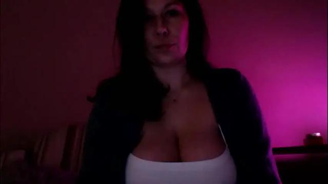 Thumbnail 2, shakeit_good's Stream at Chaturbate, 2 months ago