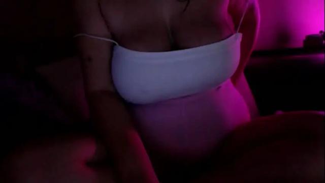 Image 12 of shakeit_good Stream on Chaturbate on 1 month ago