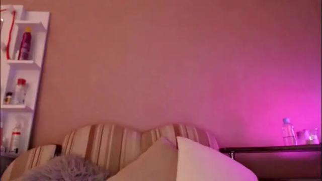 Image 6 of shakeit_good Stream on Chaturbate on 14 hours ago