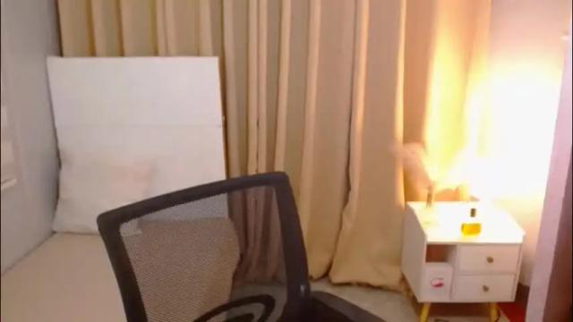 Image 8 of shanaiamiraclets Stream on Chaturbate on 1 month ago