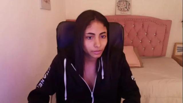 Image 3 of shaneelle Stream on Chaturbate on 1 month ago