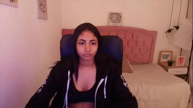 Image 3 of shaneelle Stream on Chaturbate on 1 month ago