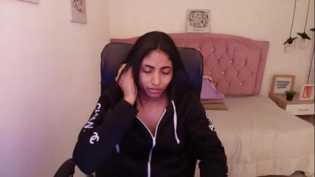 Image 2 of shaneelle Stream on Chaturbate on 1 month ago