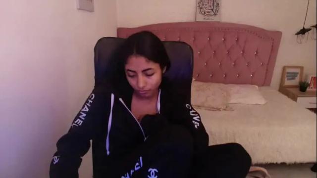 Image 8 of shaneelle Stream on Chaturbate on 1 month ago