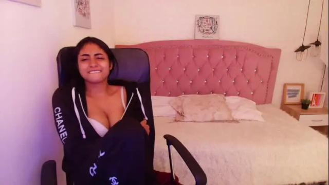 Thumbnail 3, shaneelle's Stream at Chaturbate, 1 month ago