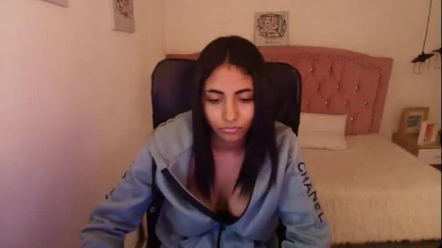 Image 6 of shaneelle Stream on Chaturbate on 1 month ago