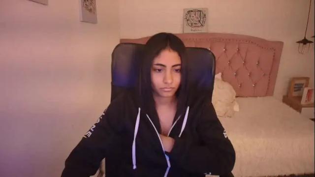 Image 3 of shaneelle Stream on Chaturbate on 1 month ago