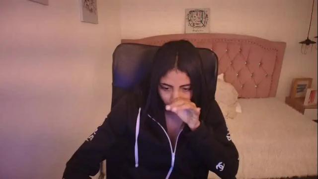 Image 4 of shaneelle Stream on Chaturbate on 1 month ago