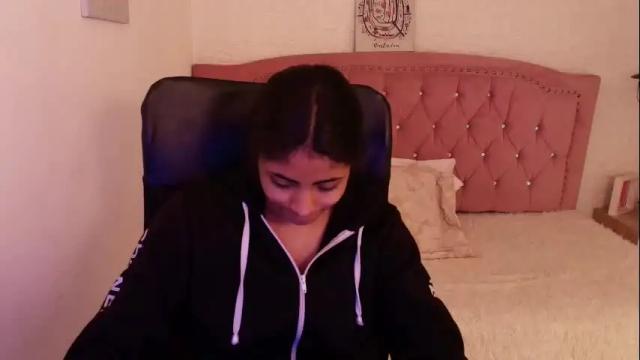 Image 11 of shaneelle Stream on Chaturbate on 1 month ago