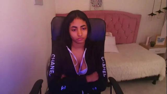 Image 8 of shaneelle Stream on Chaturbate on 18 days ago