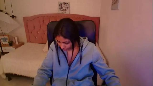 Image 7 of shaneelle Stream on Chaturbate on 15 days ago