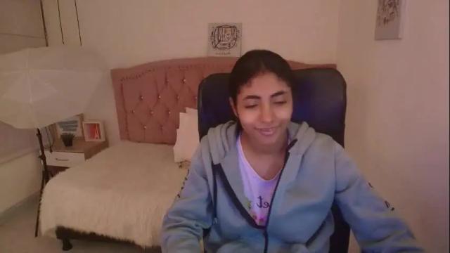 Image 7 of shaneelle Stream on Chaturbate on 13 days ago