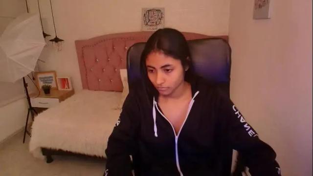 Image 8 of shaneelle Stream on Chaturbate on 11 days ago