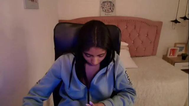 Image 10 of shaneelle Stream on Chaturbate on 6 days ago