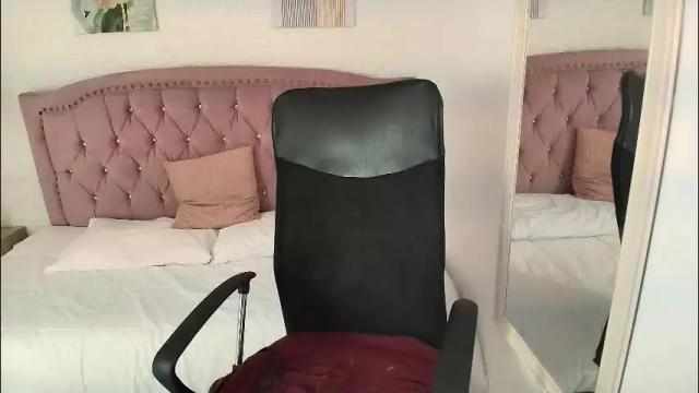 Thumbnail 1, shaneelle's Stream at Chaturbate, 2 months ago