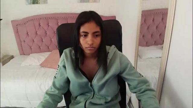 Image 3 of shaneelle Stream on Chaturbate on 1 month ago