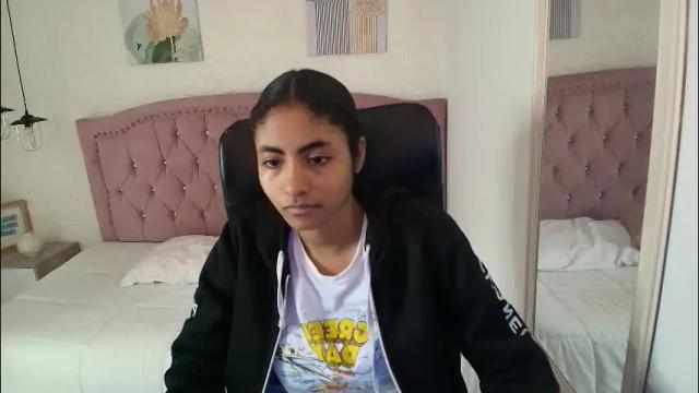 Image 3 of shaneelle Stream on Chaturbate on 1 month ago