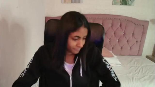 Image 7 of shaneelle Stream on Chaturbate on 1 month ago