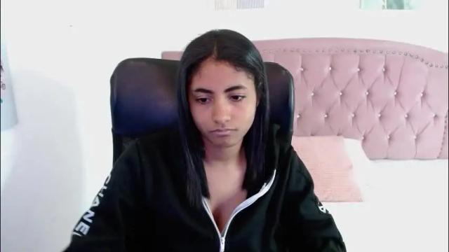 Image 12 of shaneelle Stream on Chaturbate on 1 month ago