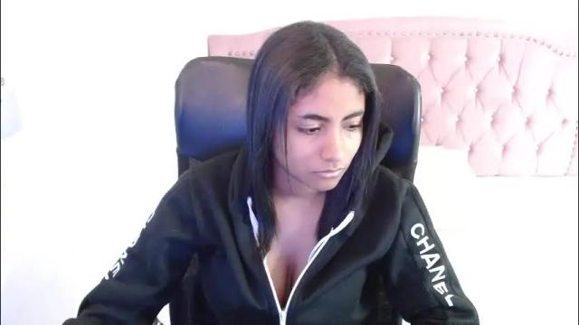 Image 7 of shaneelle Stream on Chaturbate on 1 month ago