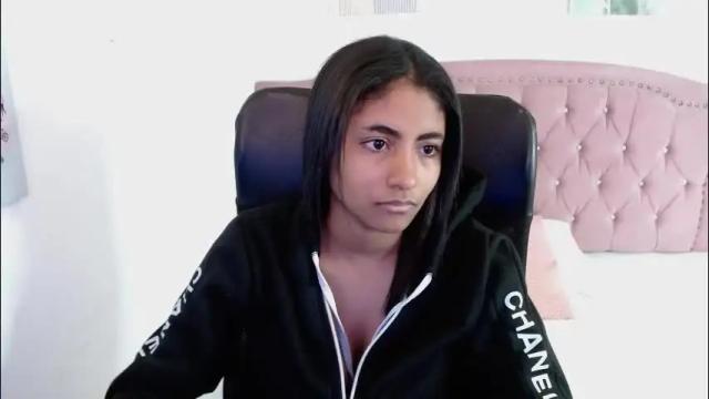 Image 8 of shaneelle Stream on Chaturbate on 1 month ago