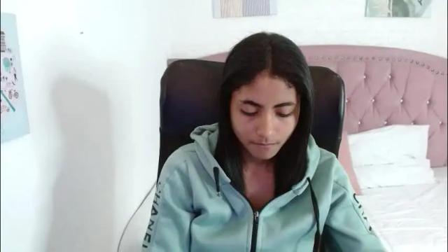 Image 7 of shaneelle Stream on Chaturbate on 1 month ago