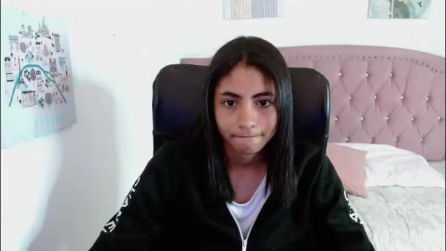 Image 6 of shaneelle Stream on Chaturbate on 1 month ago