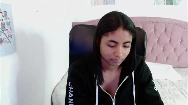 Image 11 of shaneelle Stream on Chaturbate on 29 days ago