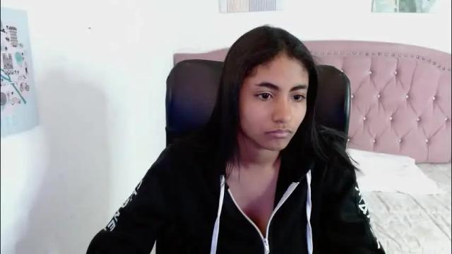 Image 8 of shaneelle Stream on Chaturbate on 29 days ago
