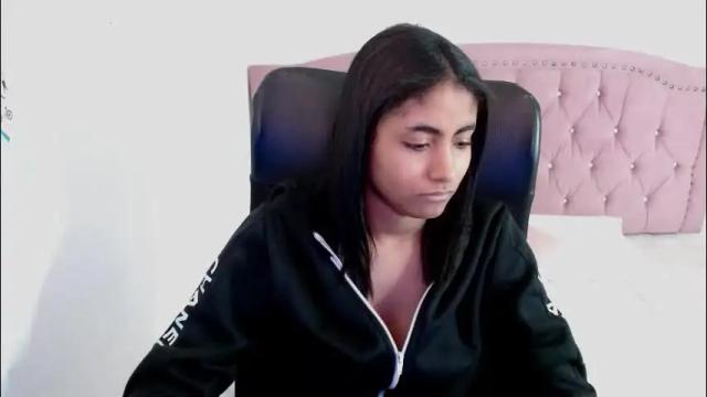 Image 11 of shaneelle Stream on Chaturbate on 24 days ago