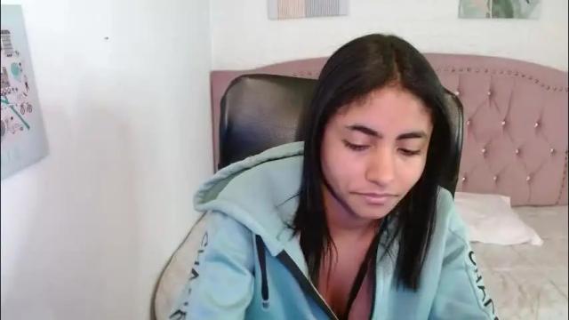 Image 11 of shaneelle Stream on Chaturbate on 23 days ago