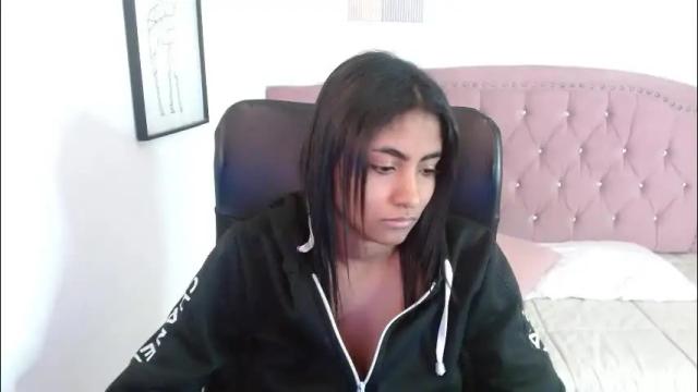 Image 2 of shaneelle Stream on Chaturbate on 4 days ago