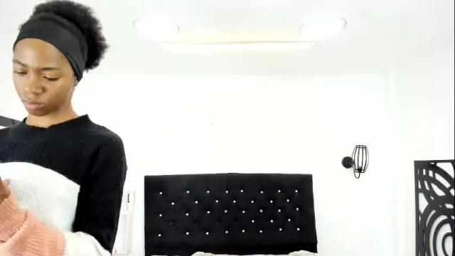 Image 2 of shanelle__ Stream on Chaturbate on 24 days ago