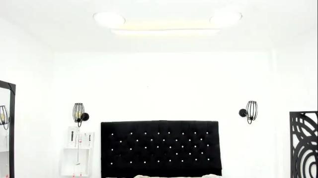 Image 3 of shanelle__ Stream on Chaturbate on 24 days ago