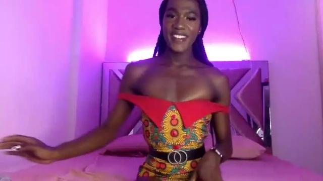 Image 2 of shanina_brunette Stream on Chaturbate on 17 months ago