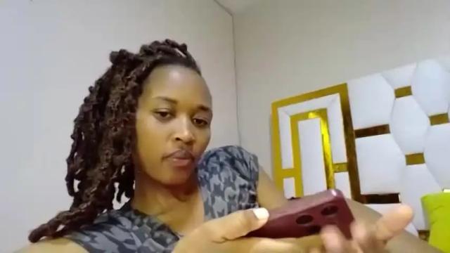 Image 4 of shaniz278304 Stream on Chaturbate on 13 months ago