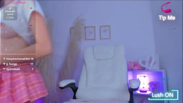 Image 12 of shannel_moss__ Stream on Chaturbate on 26 days ago